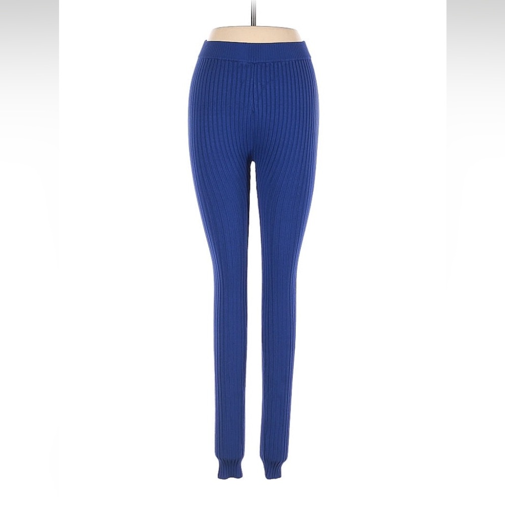 437 leggings. Size small.